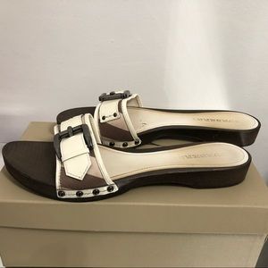 Wooden Burberry sandals